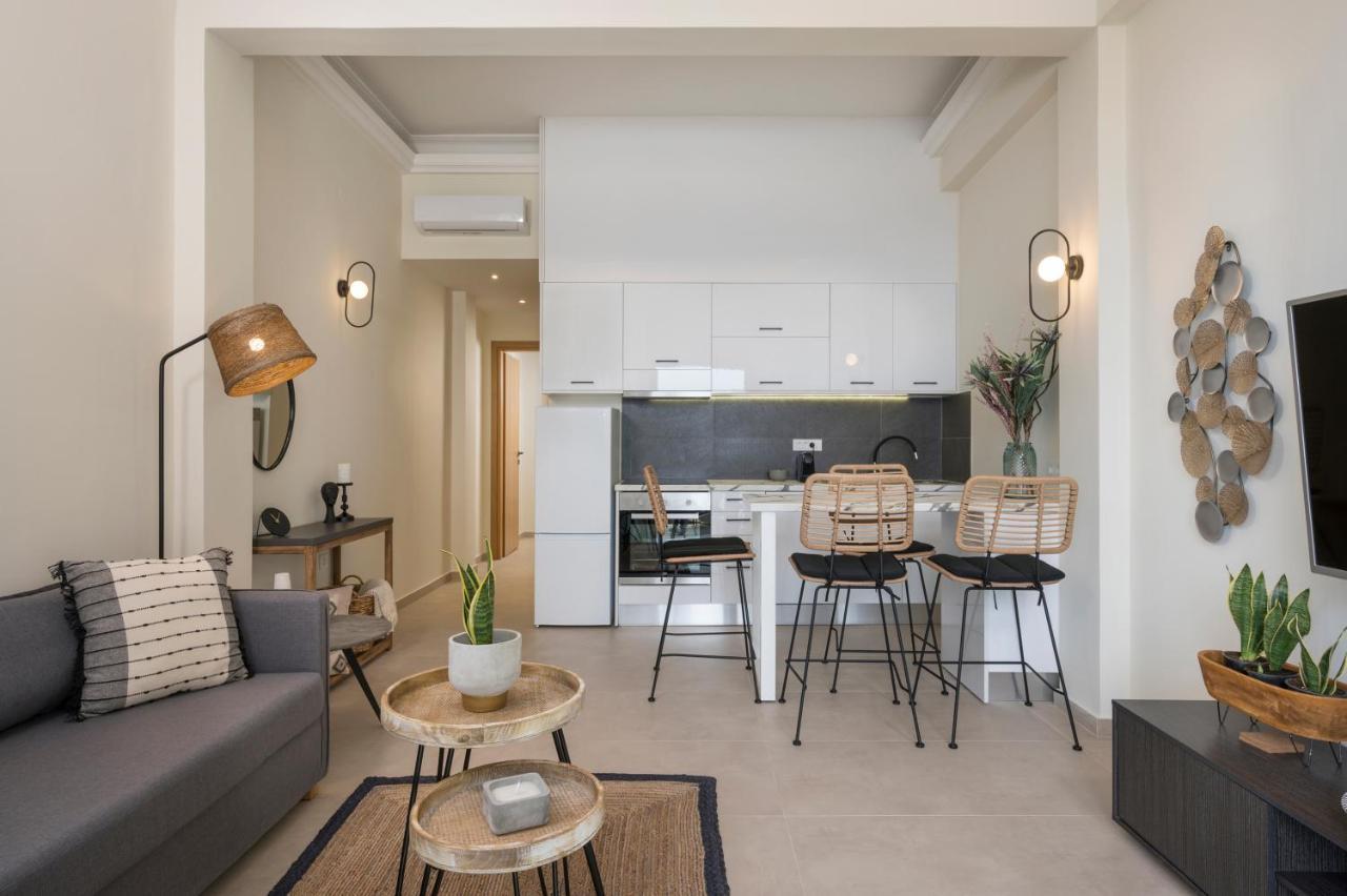 Kolymbari Sea Front Cozy Apartments Exterior photo